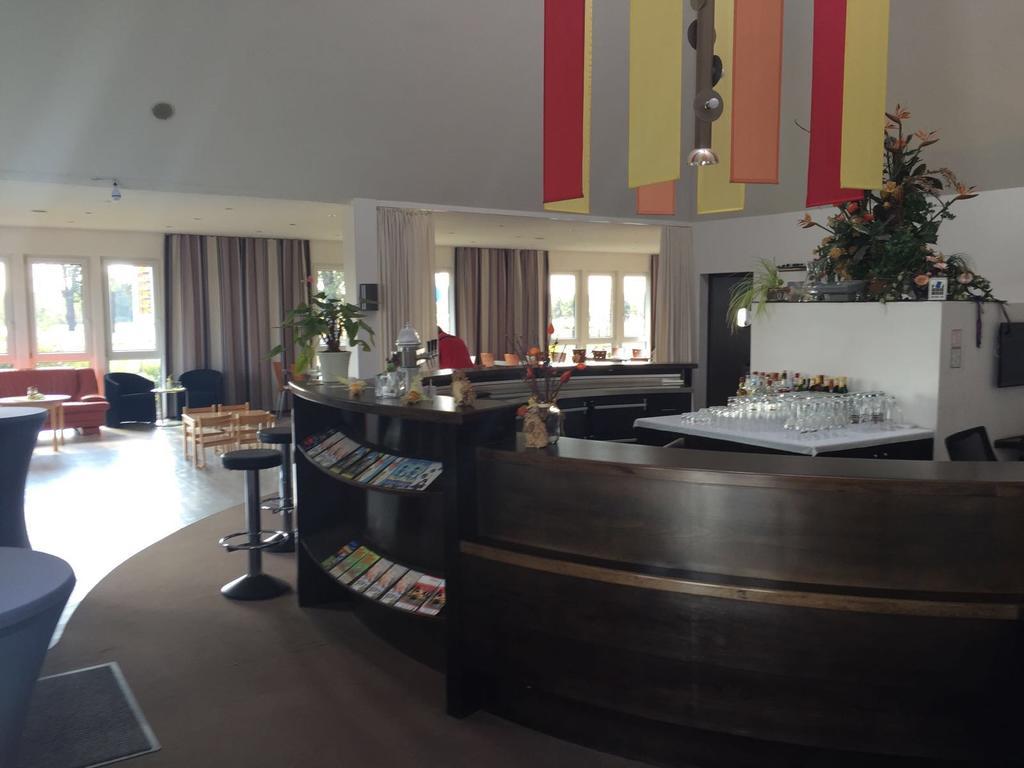 AK 1 Hotel Ducherow Buitenkant foto