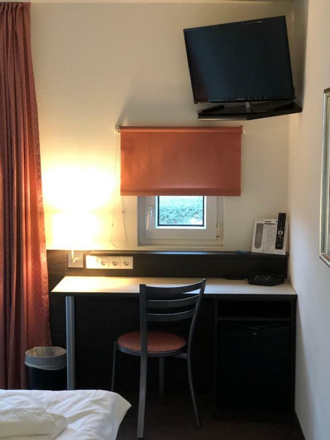 AK 1 Hotel Ducherow Buitenkant foto